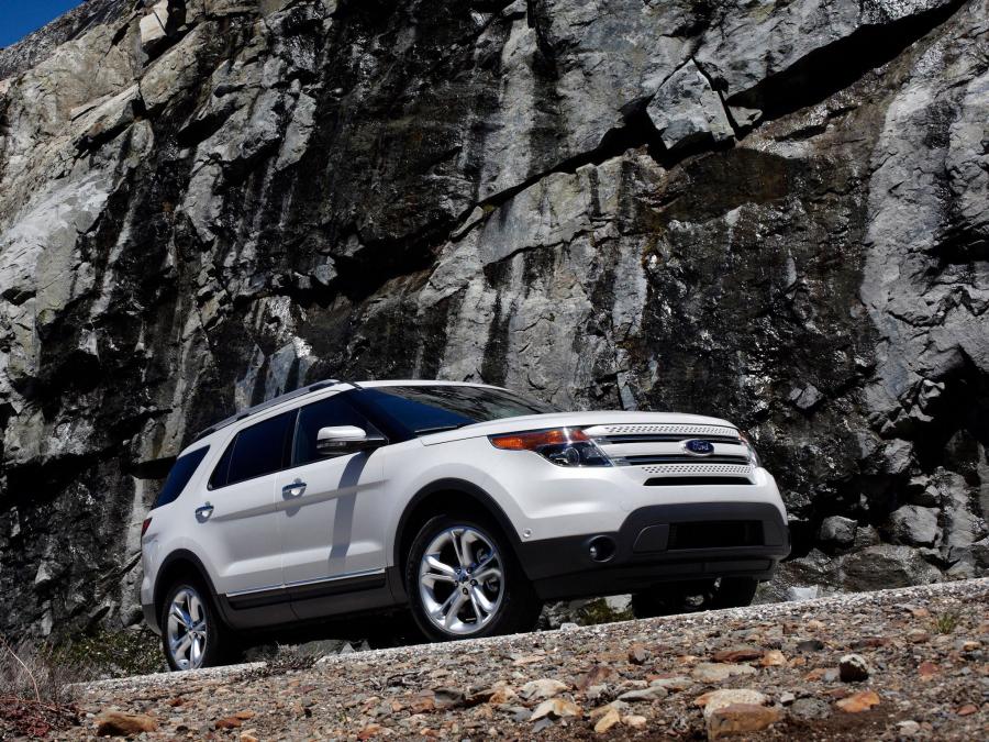  Ford Explorer 2010 года  (фото 13 из 30)